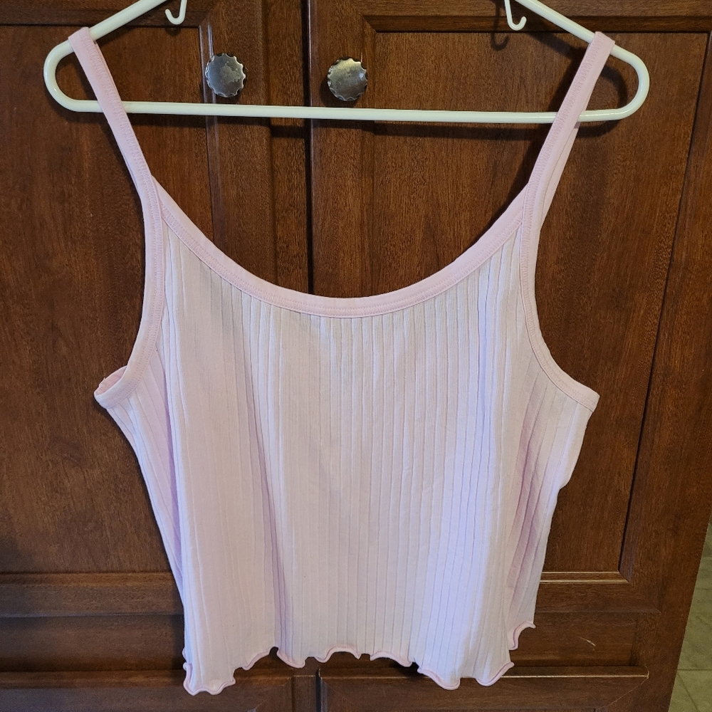 Old Navy cropped tank top